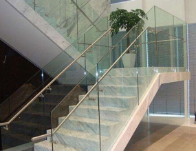 淄博楼梯扶手钢化玻璃